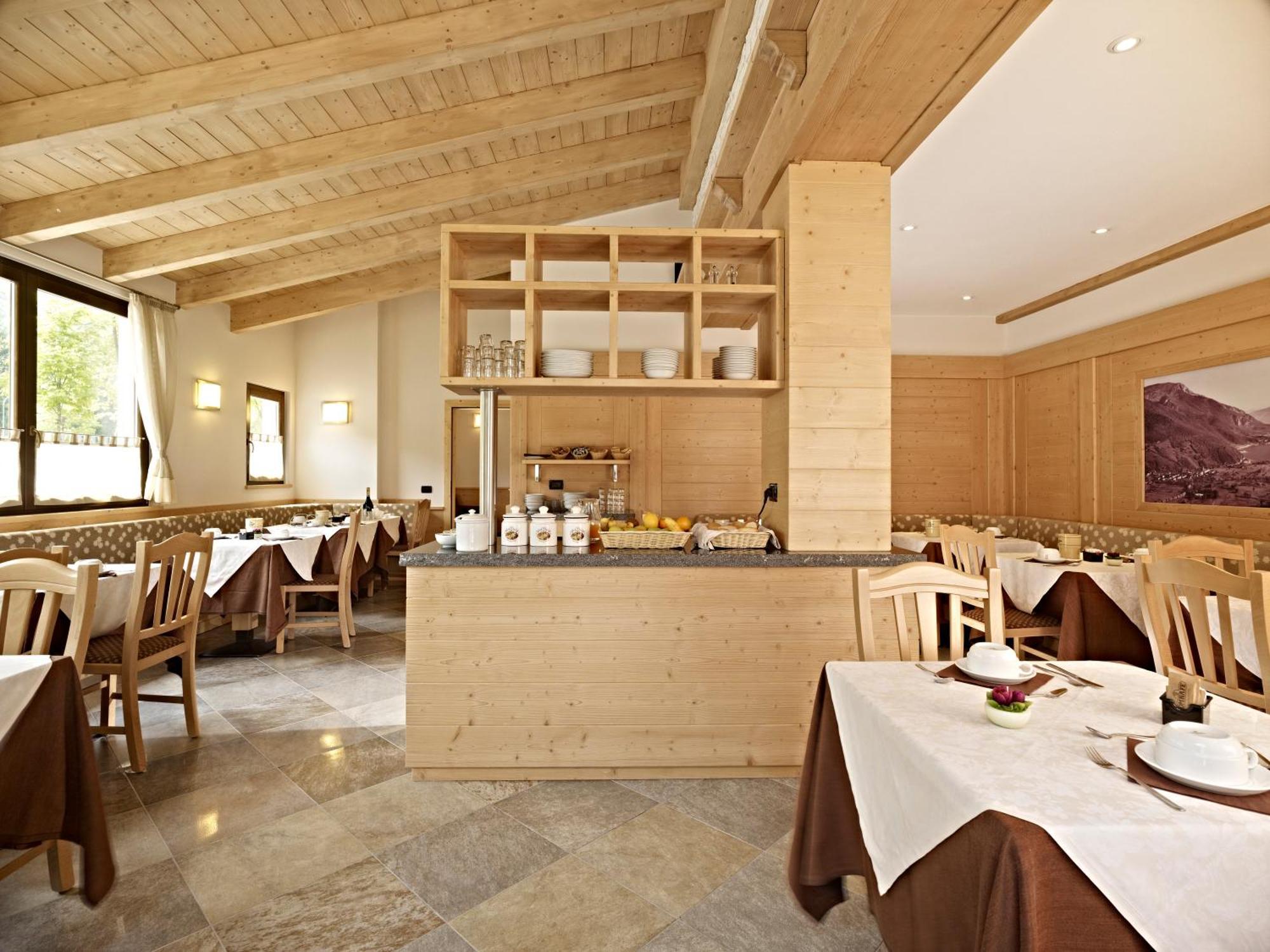Hotel Garni My Ledro ピエーヴェ・ディ・レードロ エクステリア 写真