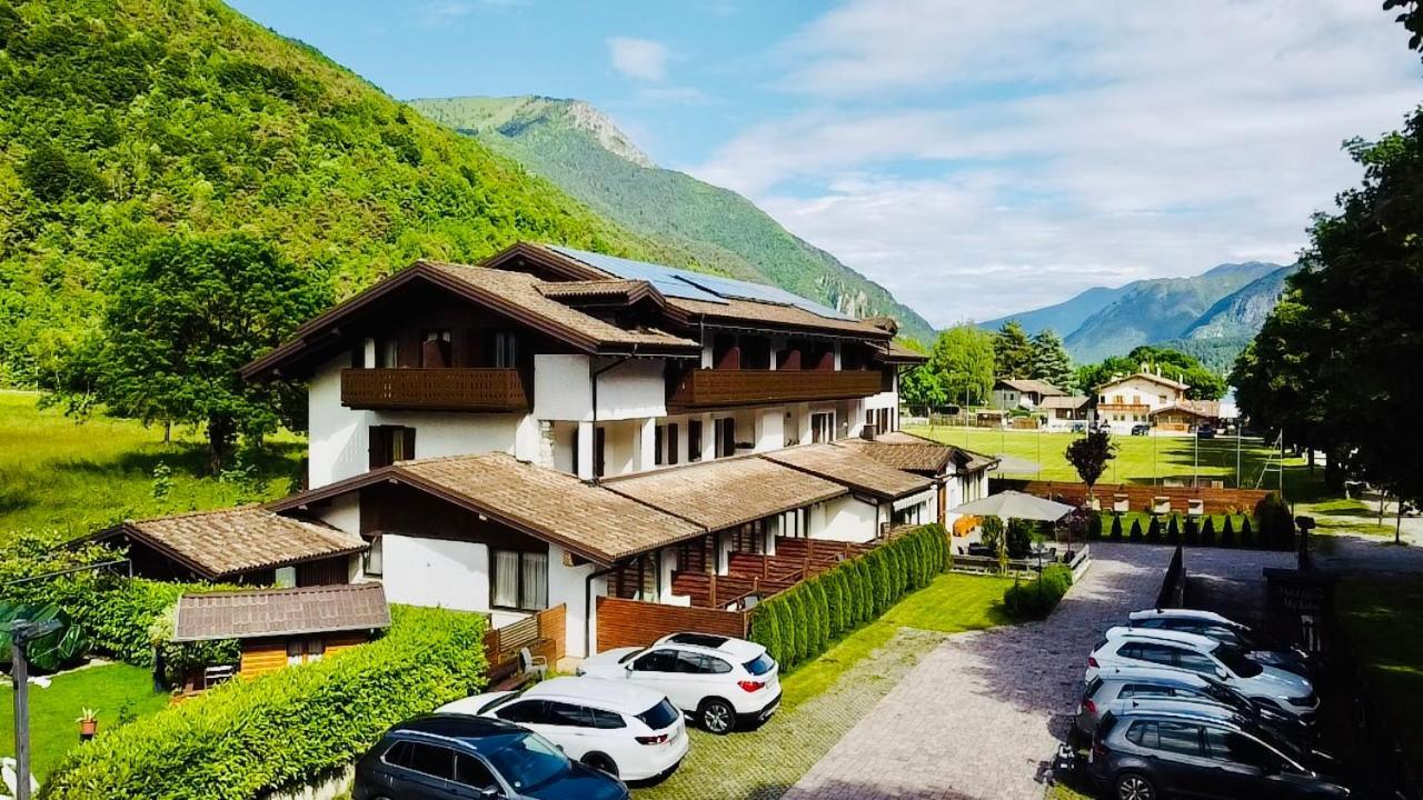 Hotel Garni My Ledro ピエーヴェ・ディ・レードロ エクステリア 写真
