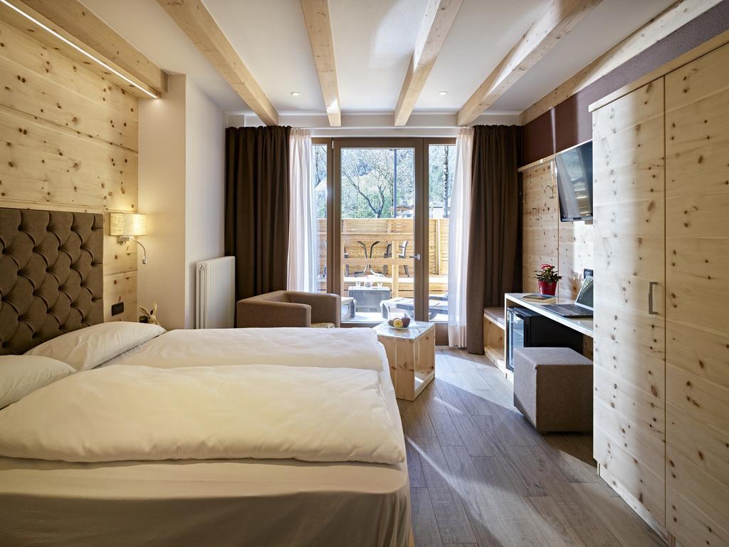 Hotel Garni My Ledro ピエーヴェ・ディ・レードロ エクステリア 写真